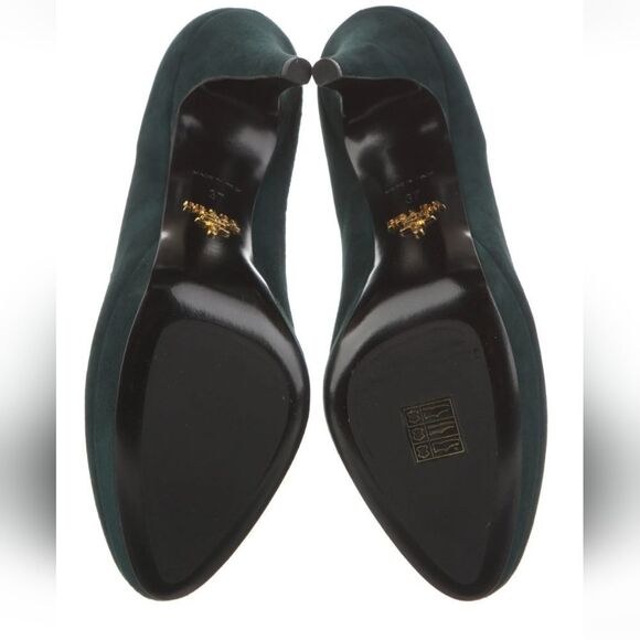 Prada Pumps - Picture 5 of 5